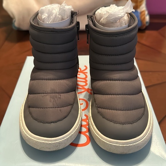 Cat+Jack toddler snow boots - Picture 2 of 7